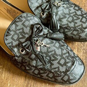 DKNY  "Laura" leather moccasins, loafers, flats size 9.5